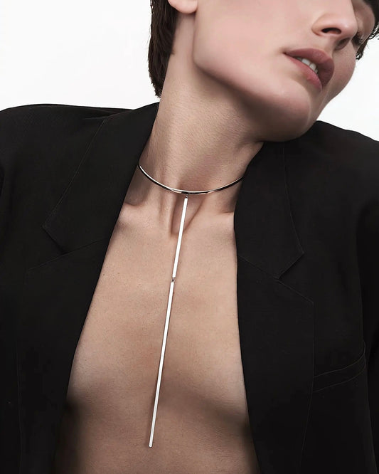LONG LINE NECKLACE