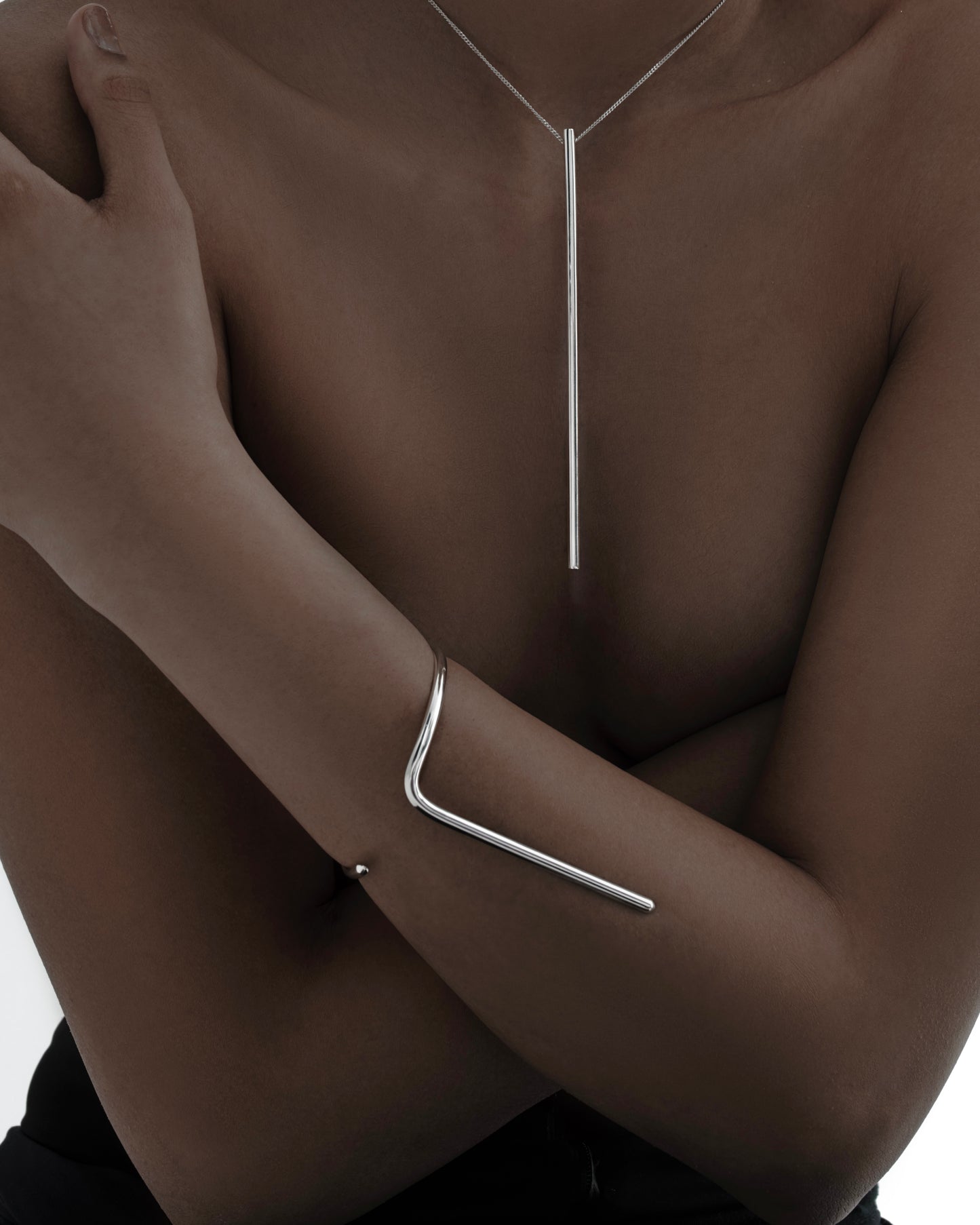 LINE BRACELET