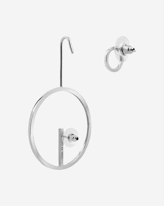 CIRCLE ON THE EAR-RING